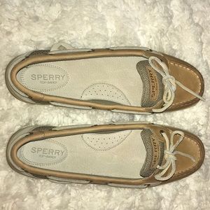 Sperry top-slider shoe